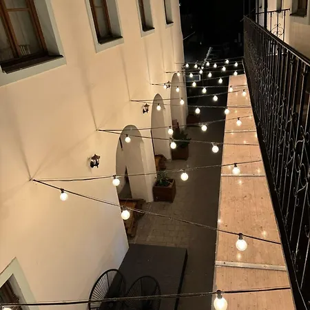 Exclusive Design Apartment & Town Centre & Free Parking & 12 Pm Checkout * Trnava