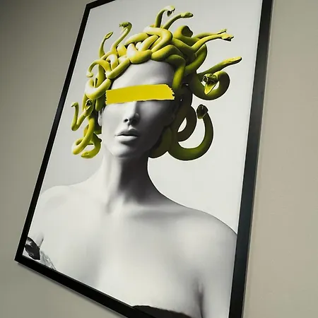 Exclusive Design Apartment & Town Centre & Free Parking & 12 Pm Checkout * Trnava