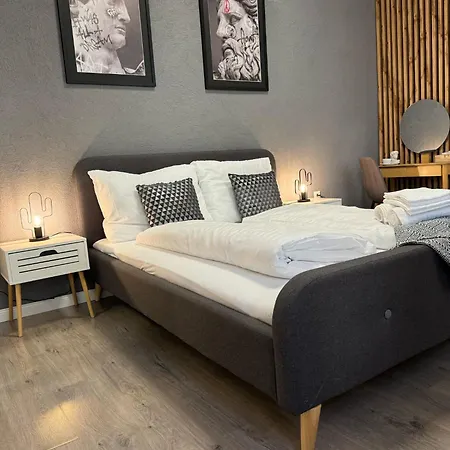 Exclusive Design Apartment & Town Centre & Free Parking & 12 Pm Checkout Apartment *