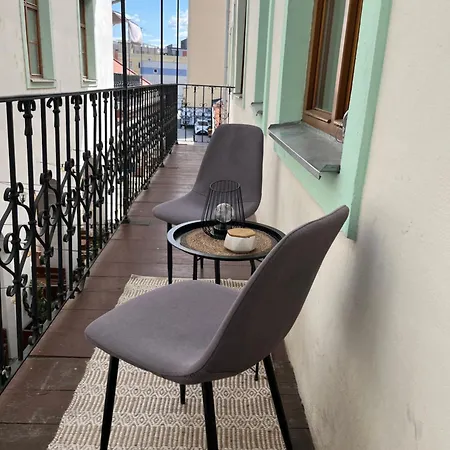 - Historic Centre Apartment *