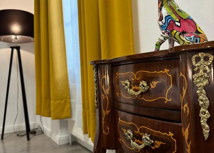 아파트 Exclusive Design & Town Centre & Free Parking & 12 Pm Checkout